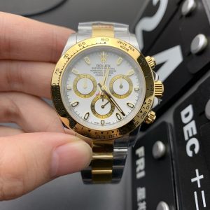 Luxury Rolex Daytona Super Clone Watch | Premium 1:1 Replica 1005101734 - front view | Cosmograph Daytona