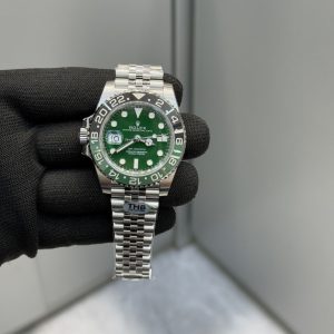 Premium 1:1 Super Clone Rolex GMT-Master II Watch for Discerning Collectors 1130233921 - front view | GMT-Master II