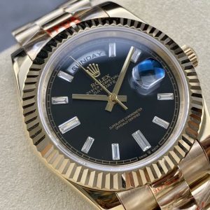 Luxury Replica Rolex Day-Date Men's 40mm Super Clone Watch 1046108282 - side view