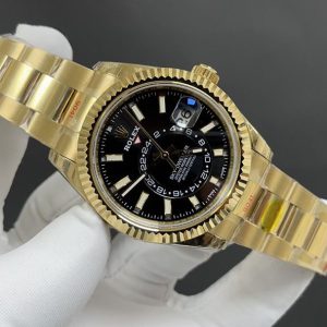 Rolex Sky-Dweller 42mm Super Clone Watch with 9001 Movement 1127498308 - side view | Rolex