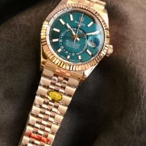 Luxury Rolex Sky-Dweller Super Clone Watch with Cash on Delivery 1130589793 - side view | Rolex