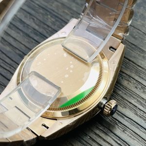 Premium Rolex Day-Date 40mm Super Clone Watch with Cash on Delivery 998160141 - top view | Rolex