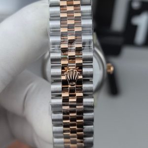 Luxury Rolex Datejust Super Clone Watch with Full Presentation Set 1127981526