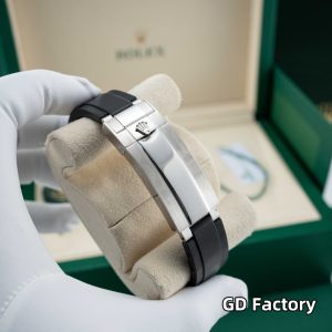Rolex Daytona Super Clone: Premium Luxury Replica Watch with COD 1120413103 - front view