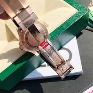 Luxury Rolex Yacht-Master Super Clone Watch in 18K Rose Gold 1128811528 - front view | Rolex